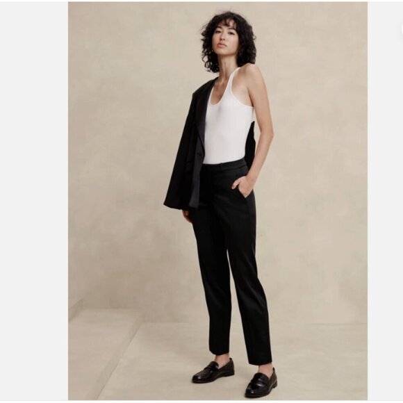 Banana Republic Pants - Banana Republic Black Satin Ryan Straight Leg Stretch Pants 8 PETITE RT$110 NEW